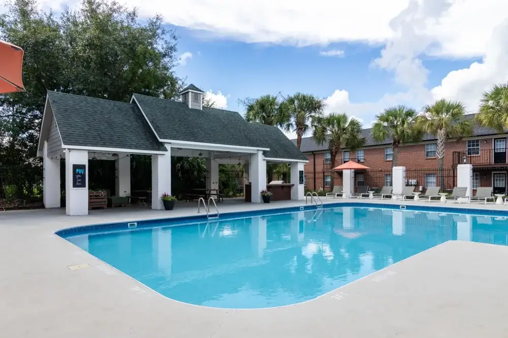 pool and outdoor lounge the vine at bermuda run apartments near gsu