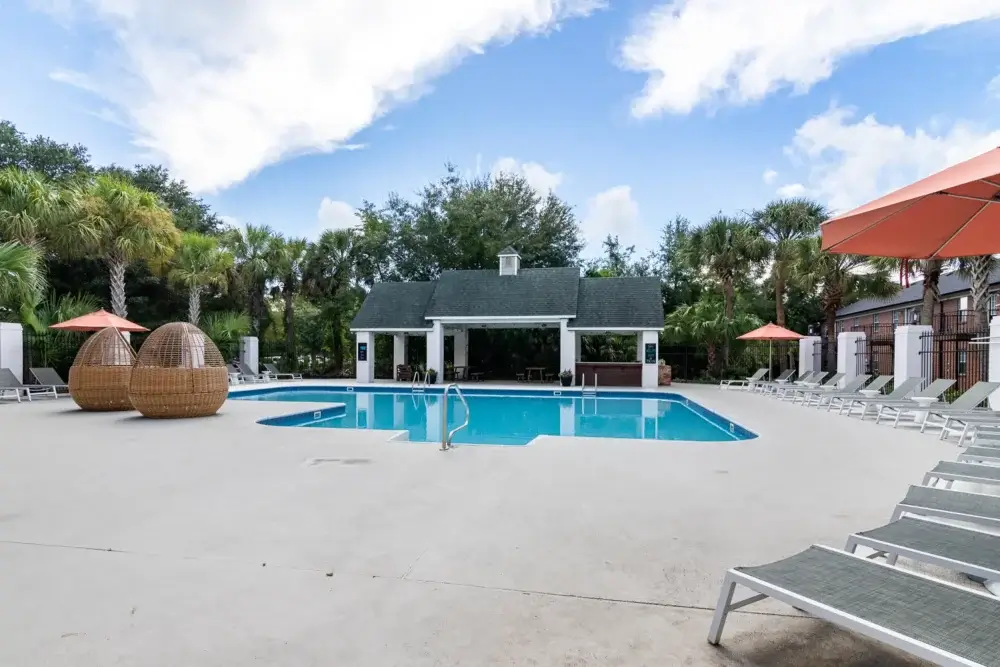 pool and sundeck the vine at bermuda run apartments near gsu